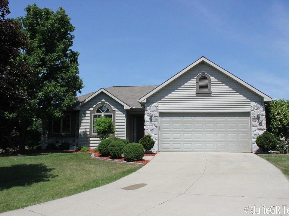 1st image of 6465 Bentree Ct SE