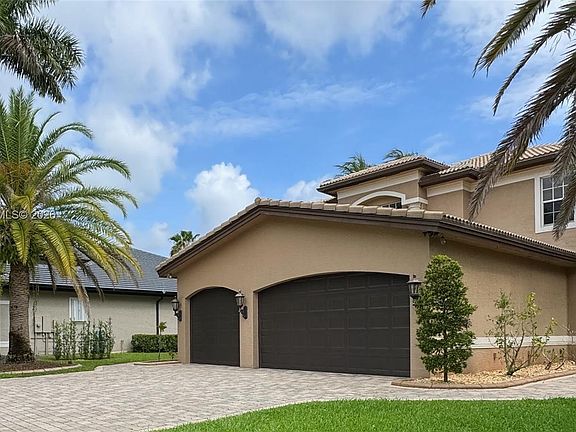 4th image of 10445 Canterbury Ct