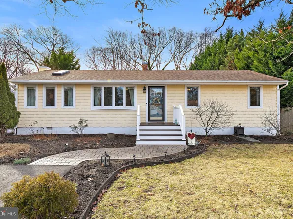 311 Laurel Blvd, Lanoka Harbor, NJ 08734