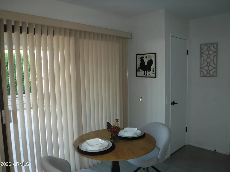 12930 W Seville Dr — Photo 8