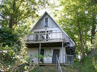 8748 Chain O Lakes Dr, Delton, MI