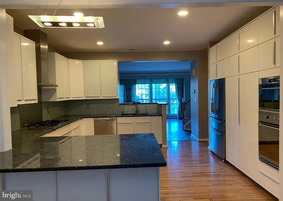 Building Photo - 13689 Saint Johns Wood Pl