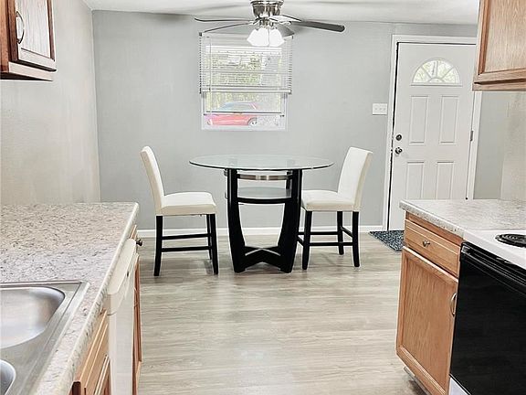 5th image of 4105 Ridge Dr