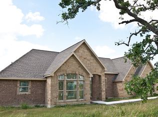 567 Weston Woods Rd, Inez, TX 77968