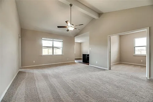 228 Ryan St Photo 1