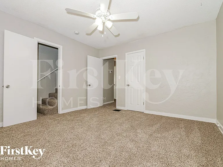8000 E 87th St — Photo 12