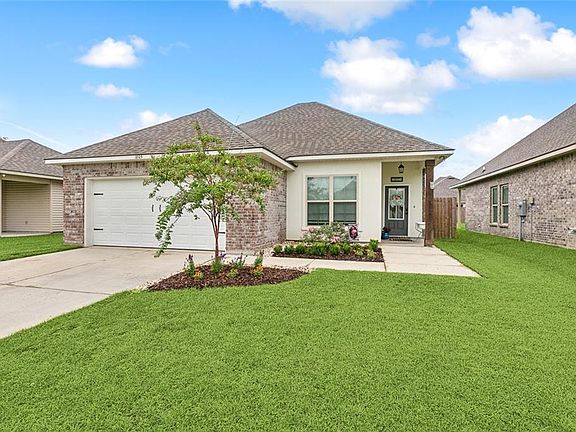 2nd image of 1805 Rollingwood Dr
