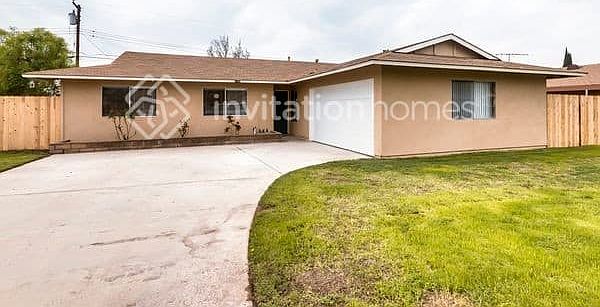 1st image of 1740 Lincoln Ave