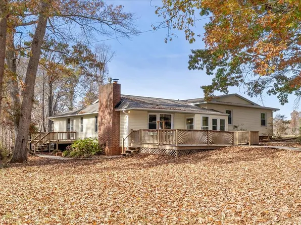 1143 Union Grove Rd, Keysville, VA 23947