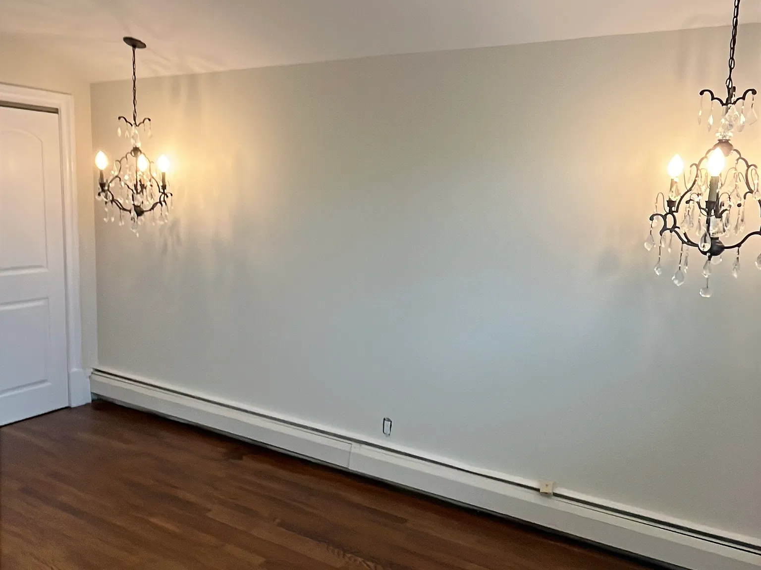 2 bed, 54500 sqft, $3,700 — Photo 2
