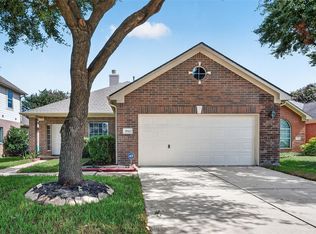 9510 Curry Landing Dr, Houston, TX 77095