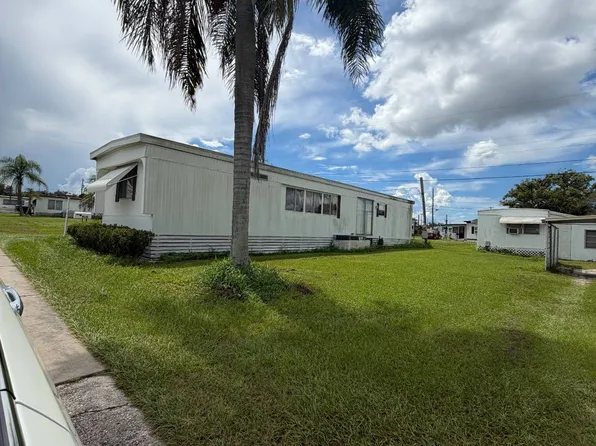 410 4th St, Valrico, FL 33594