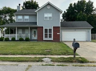 1908 Fleur De Lis Blvd, Cahokia, IL 62206