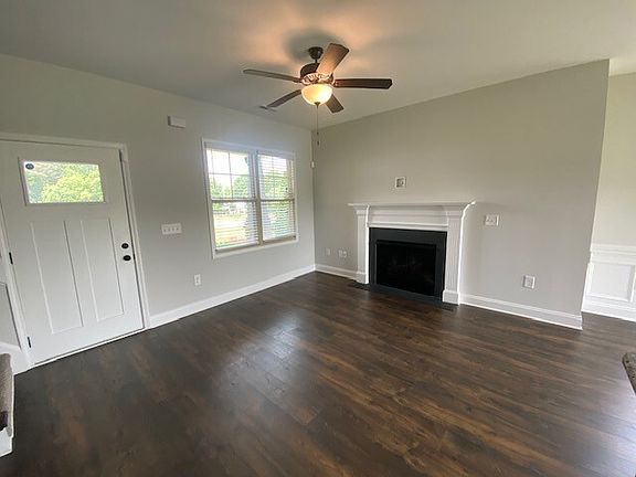 3rd image of 35 Stagwood Dr