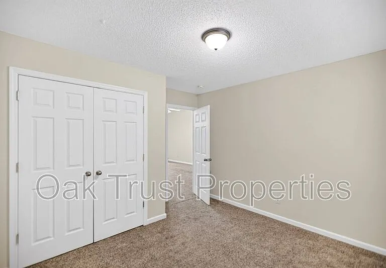 7939 Vermont Rd — Photo 25