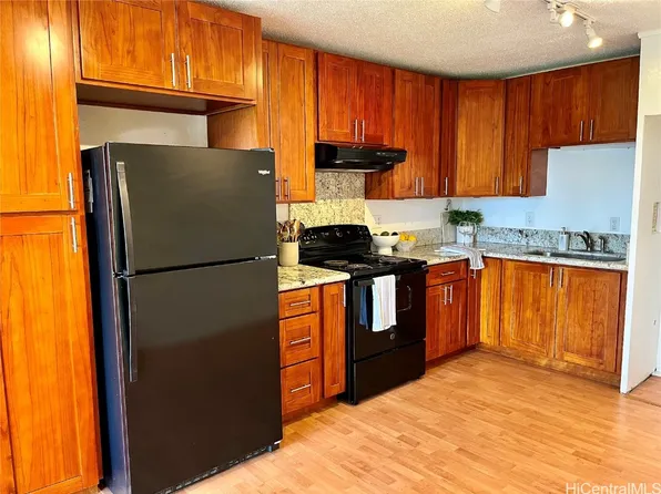 98-715 Kaonohi St #31-A, Aiea, HI 96701