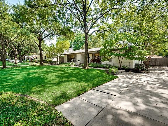 3rd image of 6110 Del Norte Ln