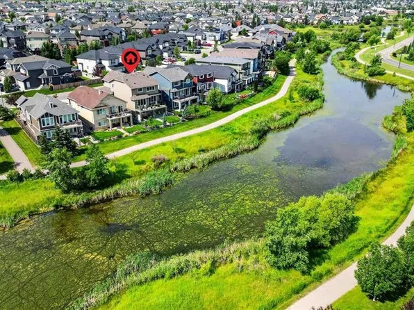69 S Cimarron Springs Cir, Okotoks, AB T1S 0M2