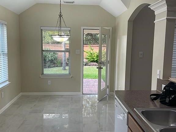 4th image of 19126 Mission Manor Ln