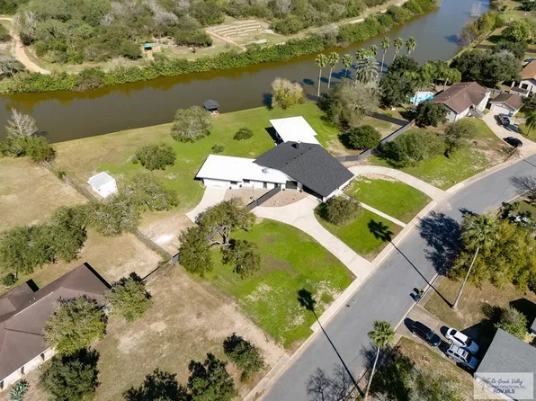 106 E Resaca Dr, Los Fresnos, TX 78566