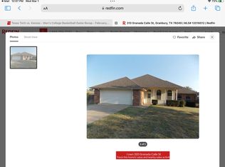 310 Granada Calle St, Granbury, TX 76049