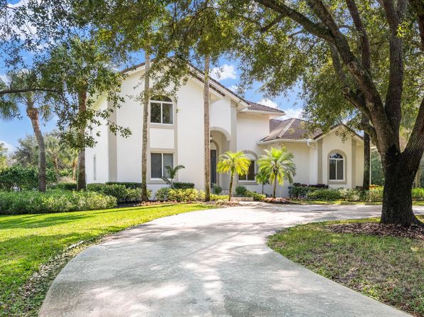 2930 Piper Way, Wellington, FL 33414