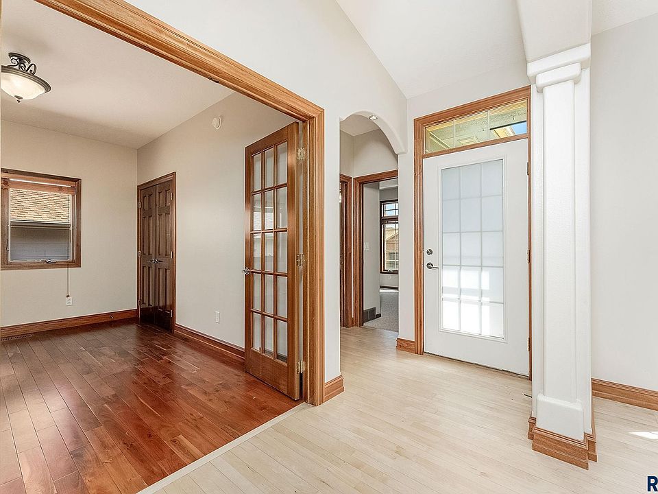 3709 S Pillsberry Ave, Sioux Falls, SD 57103 | MLS #22504122