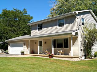 1520 N Clay Rd, Oshkosh, WI 54904