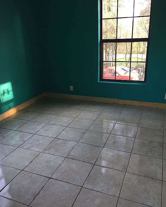 1st image of 417 N 10th St