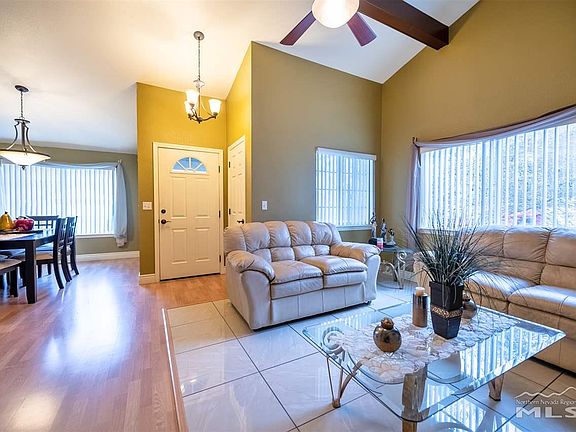 4th image of 1332 W Wales Ct