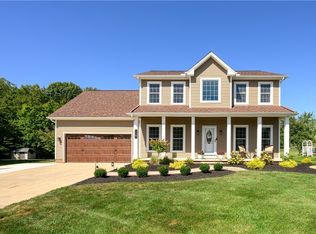 727 Savannah Trl, Medina, OH