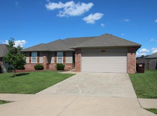 330 S Red Ave, Springfield, MO 65802