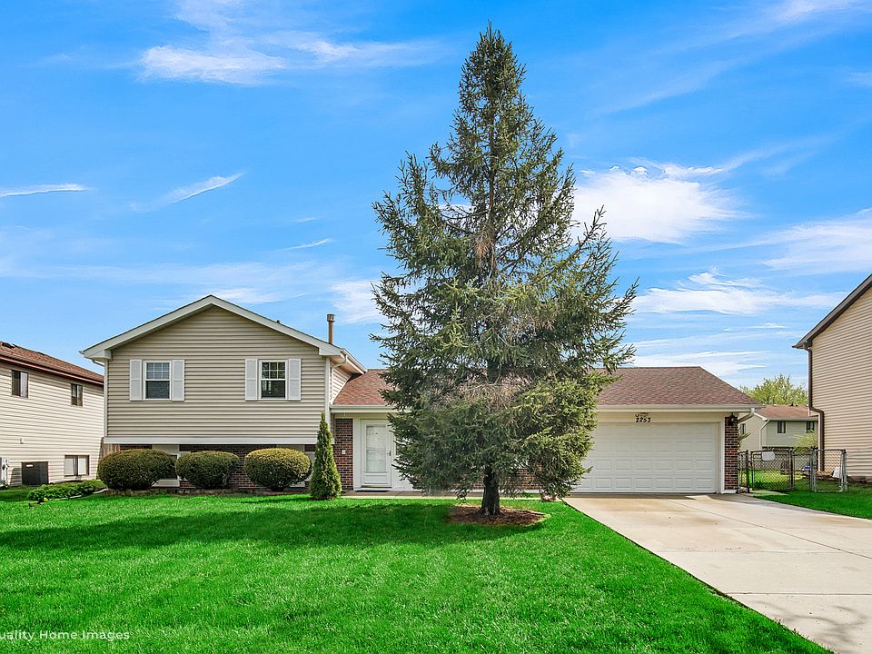 1st image of 2253 Wildwood Ln