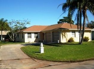 23 Sunset Dr, Sebastian, FL 32958