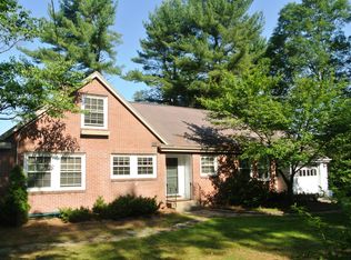 147 Walpole St, Dover, MA 02030