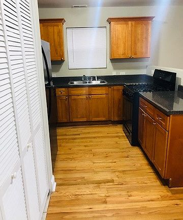 3rd image of 1411 E 71st Pl #1