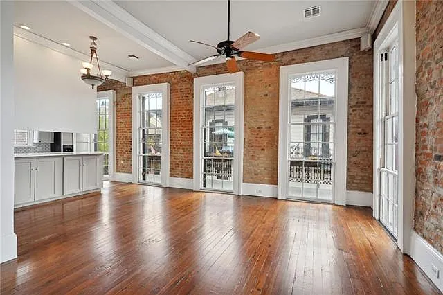 1104 Dauphine St #3 — Photo 4