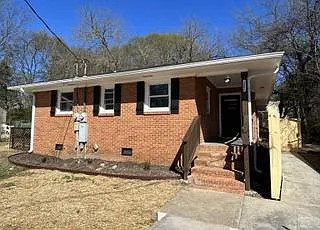 1006 Lee Dr NW — Photo 1
