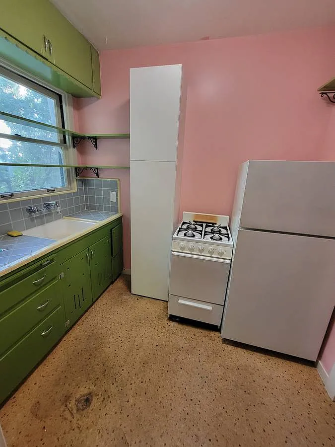 1 bed, 700 sqft, $2,600 — Photo 2