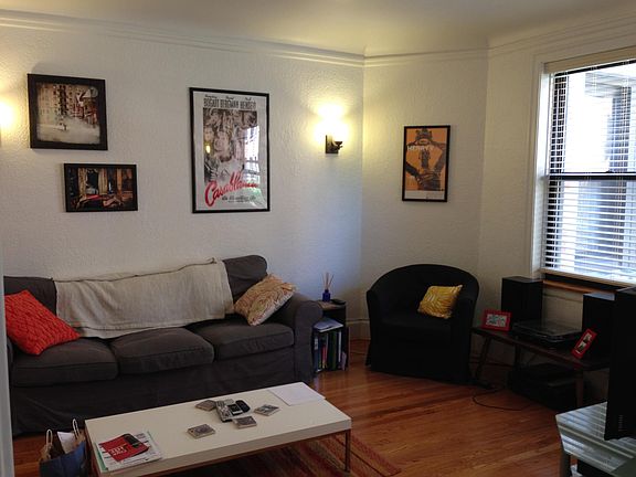 4th image of 4514 N Paulina St #2