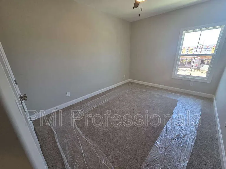 1339 Rebecca Johns Dr — Photo 15