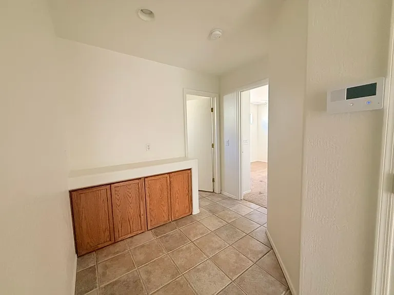 2618 N 107th Ln — Photo 38