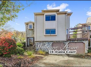 16 Azalea Ct, East Brunswick, NJ 08816