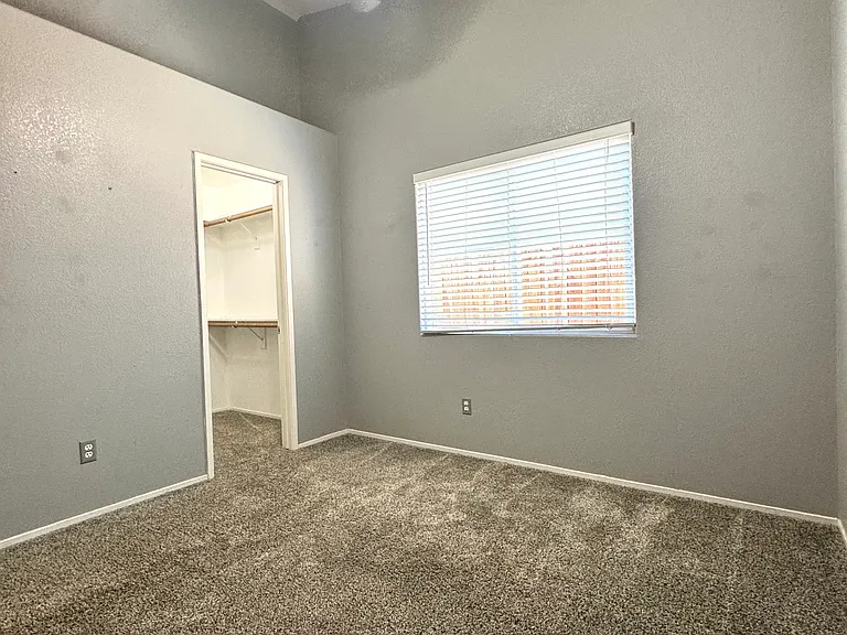 7400 Chilibre St — Photo 15