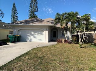 665 105th Ave N, Naples, FL 34108