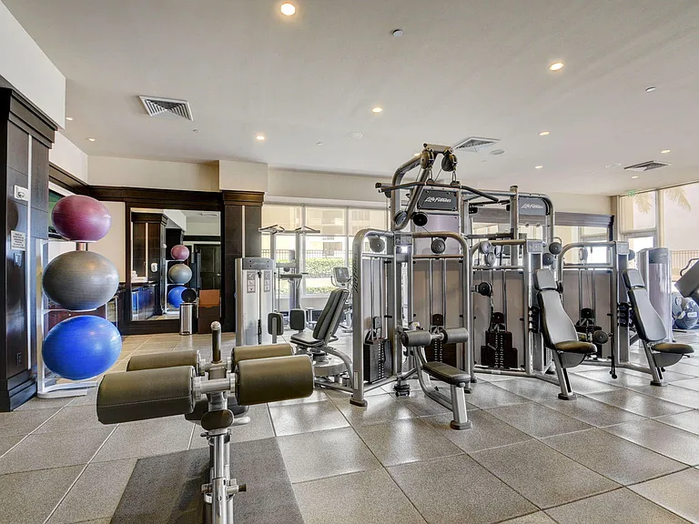 2700 N Ocean Dr #804A — Photo 11