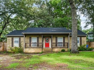 230 Haverhill Dr, Fayetteville, NC 28314