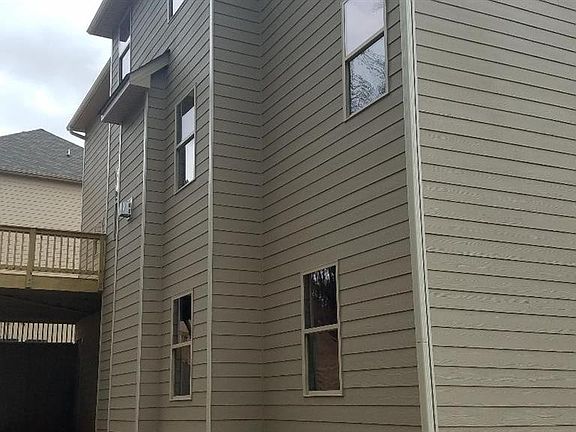4th image of 2117 Ginger Estates Dr NE