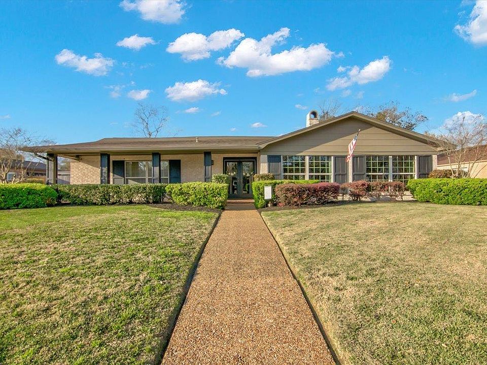 1st image of 5920 Pinkstaff Ln