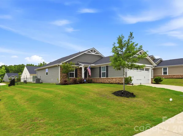620 Grandiflora Ave, Lancaster, SC 29720